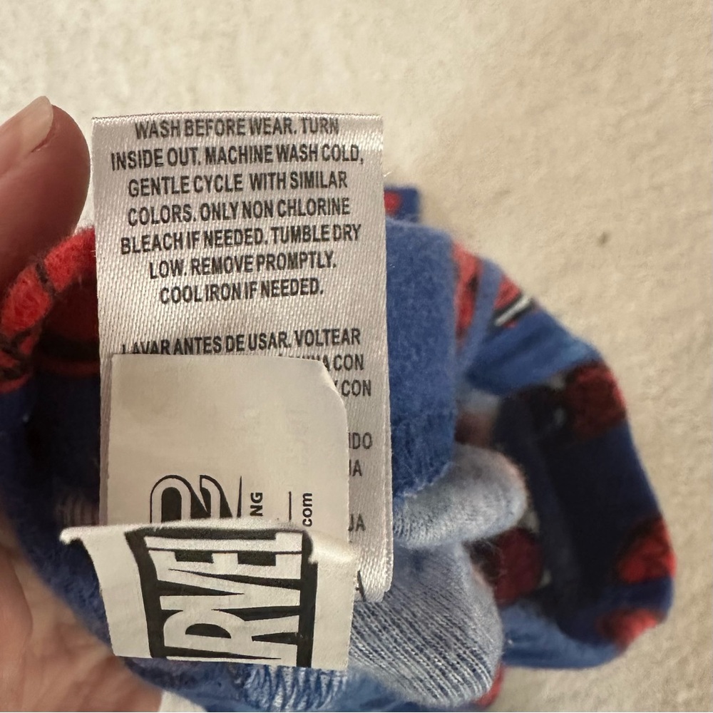 Spider-Man Pajama Set - Picture 11 of 12